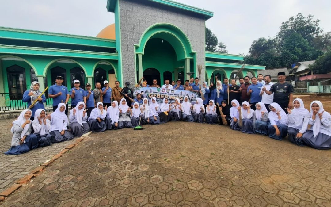 Guru dan Siswa Semarakkan GEBERMAS KKG Kecamatan Purabaya